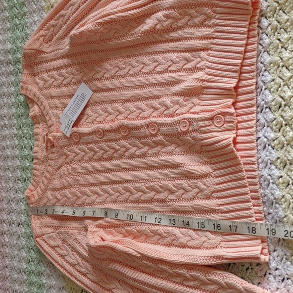NWT American Eagle XS Pink Capple Knit Cropped Button Up Cardigan Sweater - Picture 5 of 13